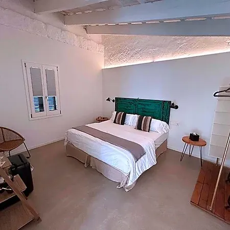 Smoix Hotel