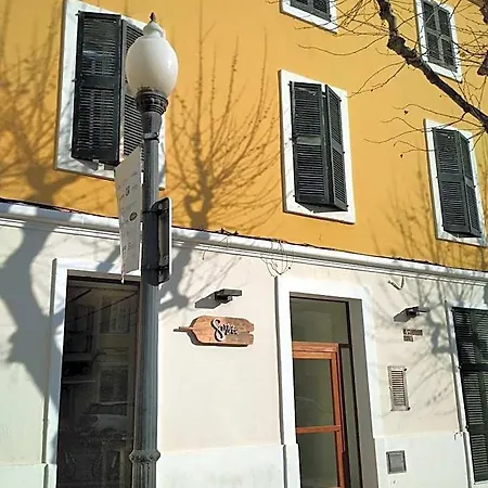 Hotel Smoix *